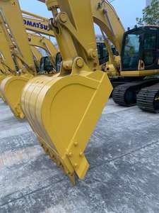 Excavatrice d'occasion Komatsu PC200 série, modèle 2023, moteur hydraulique Cummins robuste et polyvalent, pour le développement urbain - Product Image 3