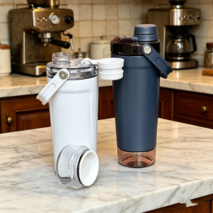 Vaso mezclador de acero inoxidable de 20 oz para compra al por mayor con compartimento para proteínas y logotipo personalizado para gimnasio - Product Image 3
