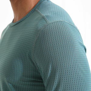 Camiseta Deportiva de Manga Corta para Hombre, de Malla Transpirable, de Secado Rápido, Ajustada, Lisa, con Estampado Personalizado OEM, 88% Nailon, 12% Elastano - Product Image 4
