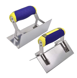 Lot de 2 truelles d'angle en acier inoxydable, cuillères d'angle intérieures et extérieures avec poignée souple pour le nivellement de la maçonnerie et du cloisonné. - Product Image 1