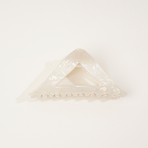 Clip de tiburón de PVC triangular de gran tamaño japonés coreano Premium para horquilla de medio updo para mujer - Product Image 2