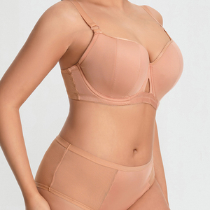 Ensemble de lingerie sexy grande taille à bonnets couvrants pour femme, vente directe usine, ensemble de lingerie couleur unie froncé à décolleté plongeant - Product Image 5