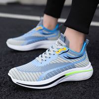 Chaussures de course décontractées pour hommes, très vendues, confortables et respirantes, avec fonction de rehaussement de la taille, pour la marche au printemps et en été