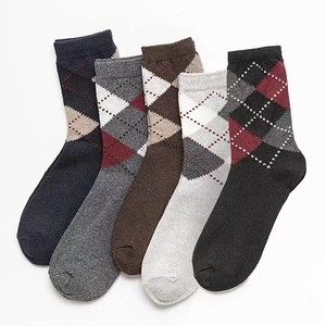 Fabricant en gros automne hiver nouveau épais chaud lapin <span class=keywords><strong>laine</strong></span> hommes mi-mollet chaussettes couleur unie équipage corps affaires décontracté - Product Image 1