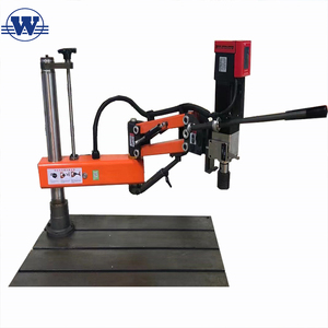 Machine de perçage et de taraudage électrique à bras flexible magnétique automatique pour métaux et moules - Product Image 3