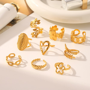 Novirassine 18K 镀金不锈钢可调节戒指女式波西米亚风叶子花心可叠戴开口戒指首饰套装 - Product Image 1