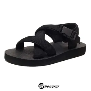 Grosir sandal Romawi Eropa datar musim panas antiselip sandal kustom kaki datar nyaman untuk kampus sandal pria