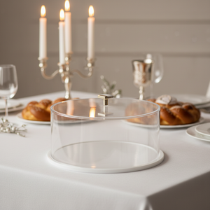 Moderne Transparente Acryl-Kuchenhaube mit Weißem Sockel Luxuriöser Staubdichter Lebensmittel-Schutzbehälter zur Präsentation von Brot, Desserts & Shabbat-Mahlzeiten - Product Image 5