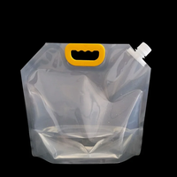 Conteneur d'eau pliable portable d'extérieur en plastique de 2 L (3 gallons) en gros, sac d'emballage transparent, poche à eau de camping
