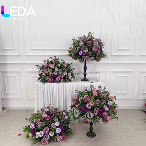 Centro de Mesa con Bola de Rosas Hecha a Mano y Personalizada LEDA, Decoración Floral Artificial para Bodas - Product Image 2