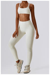 Ensemble de yoga grande taille pour femmes avec leggings qui rehaussent les fesses et soutien-gorge de sport respirant, vêtements de sport taille haute longueur entière pour la salle de sport et le fitness - Product Image 3