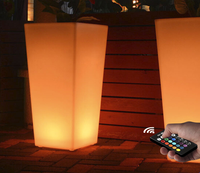 Pot de fleurs Led carré imperméable, vue nocturne de parc, cour, luminaire décoratif, lumineux