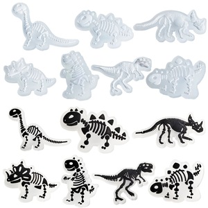 Charm per <span class=keywords><strong>Scarpe</strong></span> 3D a Forma di Osso di Dinosauro Luminosi al Buio, Decorazioni per Zoccoli, Accessori Personalizzati Fai-da-Te per Sandali, Regalo per Bambini - Product Image 2