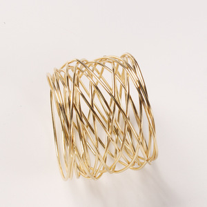 Luxury Floral Metal Alloy Eco-Friendly Napkin Rings Acrylic Pearl Resin Bow Gold Finish Modern Stylish Weddings Dining <b>Tables</b> - Product Image 3