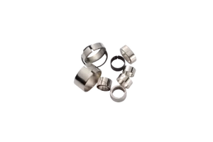 جلبة مستديرة مخصصة من الفولاذ المقاوم للصدأ مع حلقة احتجاز Circlip مطلية بالنيكل والزنك مضادة للتآكل OEM للمعدات - Product Image 2