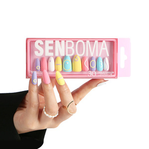 Uñas Postizas Cuadradas en Forma de Almendra en Tonos Pastel con Lima para Uñas - Product Image 5