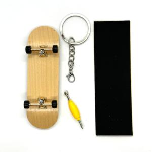 Bande adhésive antidérapante pour planche à roulettes avec logo personnalisé, surface antidérapante pour entraînement <span class=keywords><strong>en</strong></span> skatepark - Product Image 2