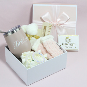 Romantic Women's Gift Set for Mother's Day Scented Candle & Flannel Blanket for Relaxing & <b>Special</b> Occasions Birthday Jewelry - Product Image 4