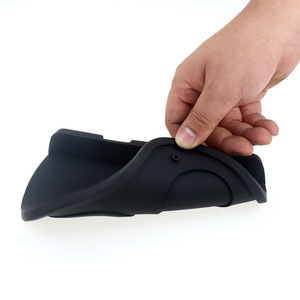 แผ่นรองแทมเปอร์กาแฟซิลิโคนกันลื่น สีพื้น สำหรับอุปกรณ์บาริสต้า ขายส่งจากโรงงาน - Product Image 1