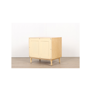 Mesa de Noche Ardena de Madera Maciza de Color Natural con Almacenamiento, Diseño Moderno y Elegante para Dormitorio - Product Image 5