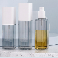Flacon pulvérisateur carré en PET de 100 ml avec pompe pour sérum hydratant, shampoing et nettoyant visage