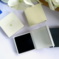 Boîte d'emballage de tiroir élégante Design pliable de luxe Durable et élégant Parfait pour la présentation de cadeaux d'entreprise ou les vacances