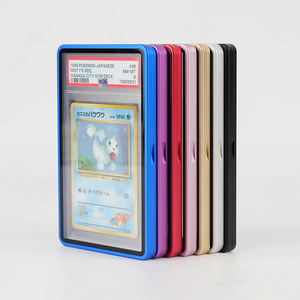 Estuche Magnético de Aluminio para Tarjetas Graduadas - Product Image 5