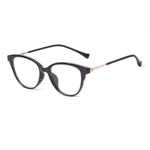 <span class=keywords><strong>Lunettes</strong></span> anti-lumière bleue œil de chat tendance ADE WU PSTY86110M pour femme, monture noire, branches métalliques, verres bloquant la lumière bleue, vente en gros - Product Image 1