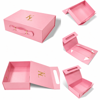 Boîtes en carton rigide personnalisées de luxe, fermeture magnétique, poignées en cuir, ruban décoratif, logo en feuille d'or, impression quadricolore, revêtement UV