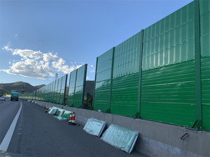 Barrera Acústica de Alta Calidad con Recubrimiento en Polvo NRC0.75, Barrera de Ruido para Transporte y Áreas Industriales - Product Image 3