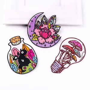 3-أزياء ملونة القط الكريستال زهرة كرون على بقع المطرزة للسترات أكياس قبعات