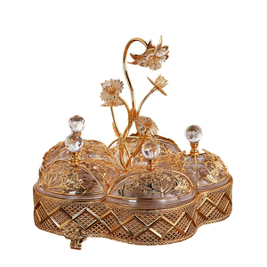 Avrupa tarzı lüks gıda vitrin rafı tatlı hizmet tepsi aperatifler düğün parti için meyve tabağı akrilik şeker çanak - Product Image 1