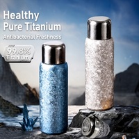 Bouteille d'eau isotherme en titane à double paroi antibactérienne de haute pureté pour la santé, idéale pour les voyages en extérieur et le bureau
