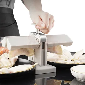 Low MOQ Kitchen Gadgets Water Dumpling Molding Machine Two Pieces At One Time Dumpling Press Mold Boiled Dumplings Presser