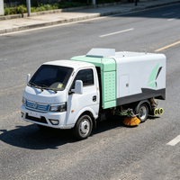 Camion balayeuse routière CLW 4x2, véhicule de nettoyage de rue alimenté par une pompe moteur, camion balayeuse Dongfeng Tianjin, nettoyage routier