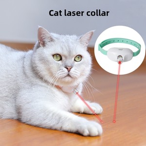 Bolígrafo láser ajustable para burlas de gatos, nuevo plástico que libera las manos, collar láser para mascotas, juguetes y suministros para perros y gatos en estilo de dibujos animados - Product Image 1