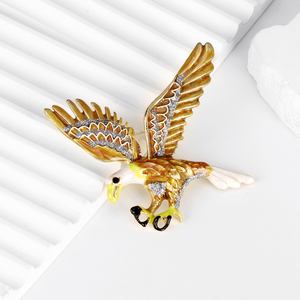 Nova Moda Retro Águia Broche Bonito Pintado Animal Pássaro de Ouro Broche Peito Flor Homens Festa de Casamento Animal Collar Pin - Product Image 3