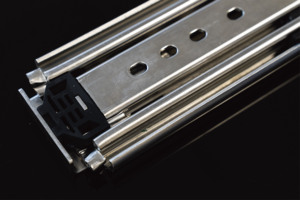 Diapositivas de cajón de bloqueo resistentes Rsl76 de calidad superior Diapositivas de rodamiento de bolas de acero liso - Product Image 3