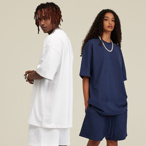 เสื้อยืดคอตตอนหนาน้ำหนักมากแบบ OEM สั่งทำพิเศษ พร้อมโลโก้สั่งทำ เสื้อยืดโอเวอร์ไซส์ผู้ชายไซส์ใหญ่ พิมพ์ลายสไตล์สตรีทรักษ์โลก - Product Image 1