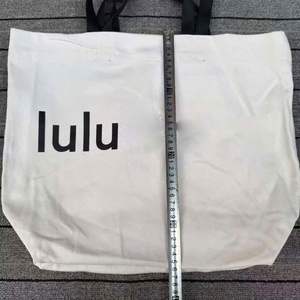 Sac fourre-tout en toile de coton personnalisé pour femme, nouveau style, motif lettres, taille moyenne, recyclable, avec poignée en corde, idéal pour le travail et les cours. - Product Image 6