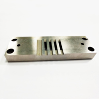 Pare-chocs de voiture en métal personnalisé, composants de kit carrosserie imprimés en 3D, pièces de précision en acier inoxydable, service de fabrication d'accessoires