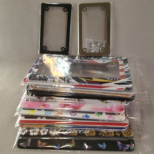 Couverture de cadre de <span class=keywords><strong>plaque</strong></span> <span class=keywords><strong>d</strong></span>'<span class=keywords><strong>immatriculation</strong></span> de voiture en fibre de carbone de taille standard personnalisée en gros pour les voitures - Product Image 6