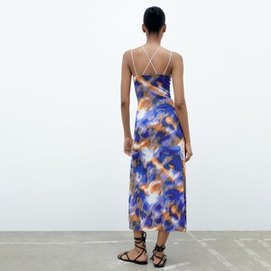 เดรสไหมพรมแขนกุดคอ halter ลายมัดย้อมสำหรับผู้หญิงคอลเลคชั่นฤดูร้อน - Product Image 4