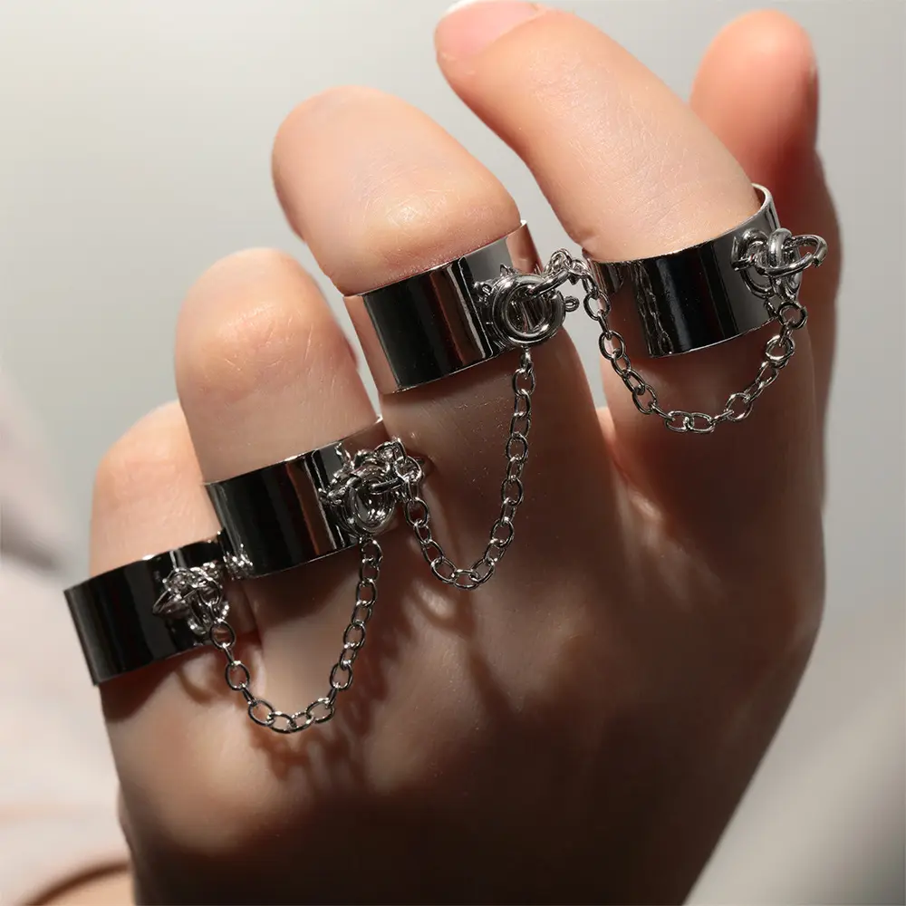 2021 nuovo arrivo regolabile quattro dita anello della catena anelli in acciaio inox per le donne degli uomini del regalo del partito di Hip Pop anelli