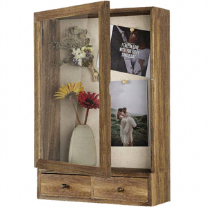 Vitrina de Pared de Bambú y Vidrio con 2 Cajones, Estilo Antiguo, Diseño de Animales y Flores, para Exhibición de Recuerdos, 11x14 - Product Image 1