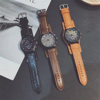 Montre pour homme avec grand calendrier de style coréen, tendance, distinctive, montre à quartz pour étudiants