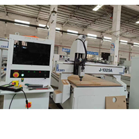 Machine à découper CNC R-TUP Simple Easy Control Woodworking Machine 1325, routeur CNC pour meubles