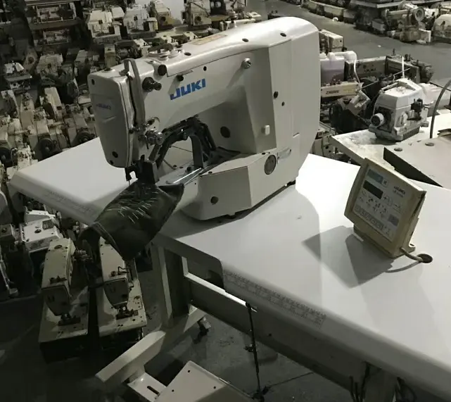 عالية السرعة الأصلية المستخدمة اليابان صنع الكمبيوتر-التحكم BARTACKING ماكينة خياطة JUKIS 1900ASS JUKI 1900ANS BARTACKING الخياطة