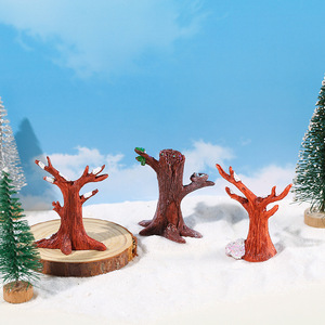 Árbol en Miniatura Simulado de Resina, Adorno Artesanal, Decoración Navideña con Escena de Nieve, para Uso en Interiores - Product Image 1