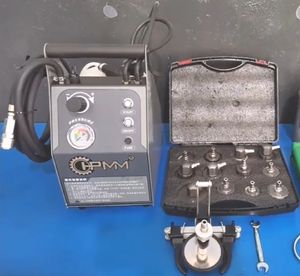 מכירה חמה DS-500 מחליף נוזל בלם חשמלי מכונת מתאם בלם דימום לרכב - Product Image 3